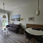 Leinenlos Im Kajueting