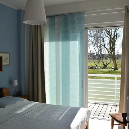 アパート Leinenlos Im Kajueting オストゼーバート・ディアーハーゲン