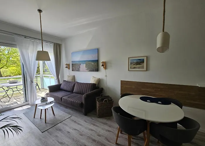 Leinenlos Im Kajueting